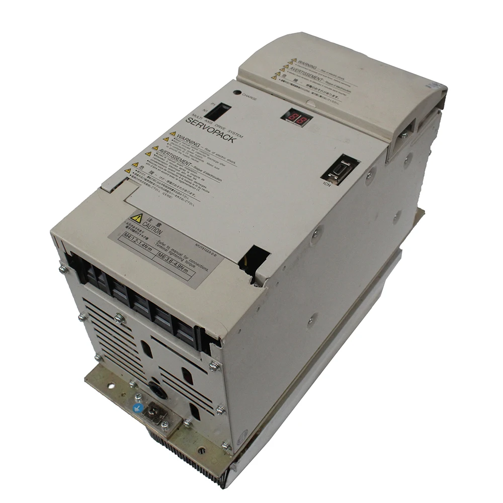 

Used In Good Condition CIMR-MR5A2022 VS-656MR5 22KW Converter