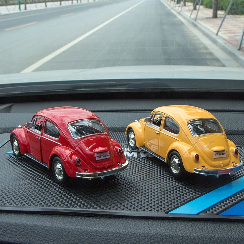 Railed/Motor/Cars/Bicycles 1967 Retro Classic Beetle Simulation Exquisite Diecasts & Toy Vehicles RMZ city 1:36 Alloy Car Model images - 6