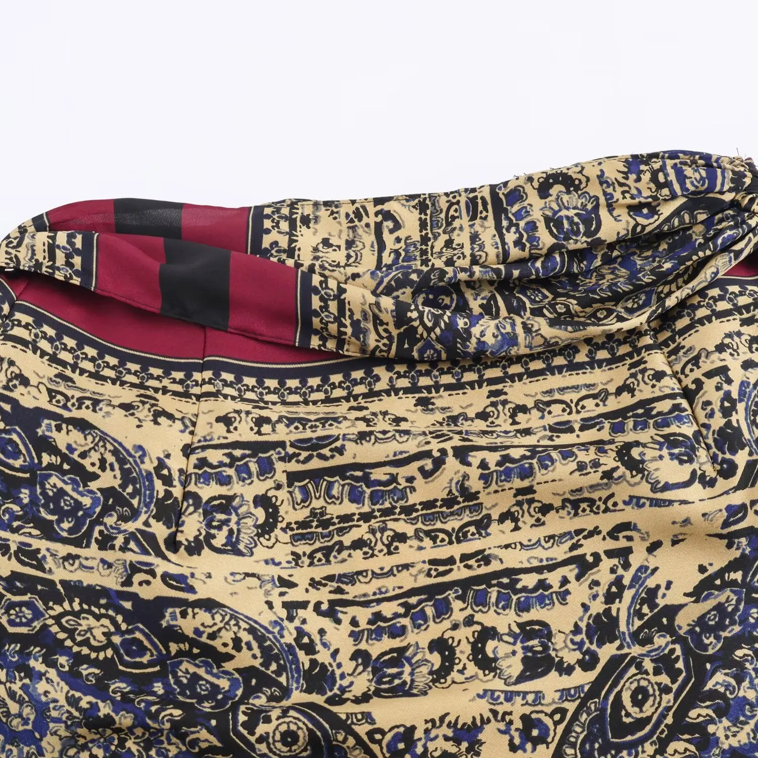 Women Paisley Retro Printed Half Skirt Wrapped In Scarf Strapped With High Waist Design Lady Slim Fashion High Street Half Skirt