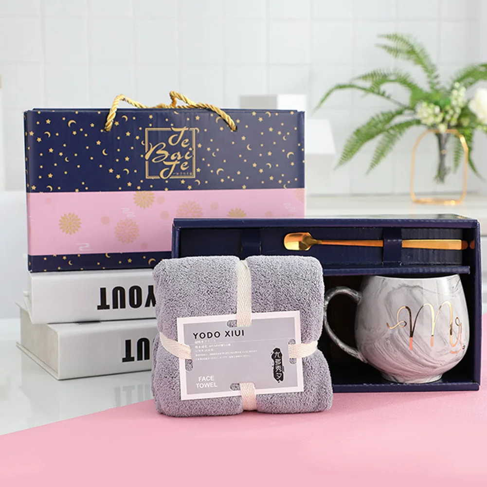 

Hot Selling Travel Tumbler, And Cupcake Socks Gift Set Birthday Gift Set For Women Mothers Day Gifts With Card/
