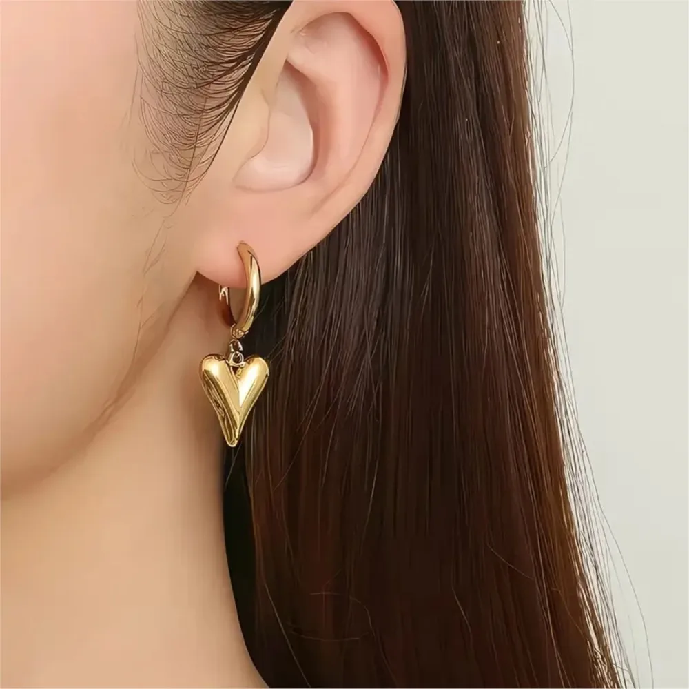 18K Gold Plated Hypoallergenic Stainless Steel Heart-shaped Hoop Earrings for Women High-Quality Fashionable Daily Wear Jewelry