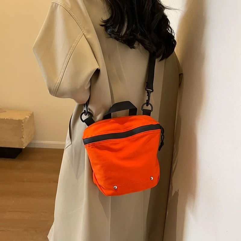 Shoulder Bag New Casual Nylon Mini Crossbody Bag Street Trendy All-match Lightweight Sports Leisure Phone Pouch Coin Purses Bag