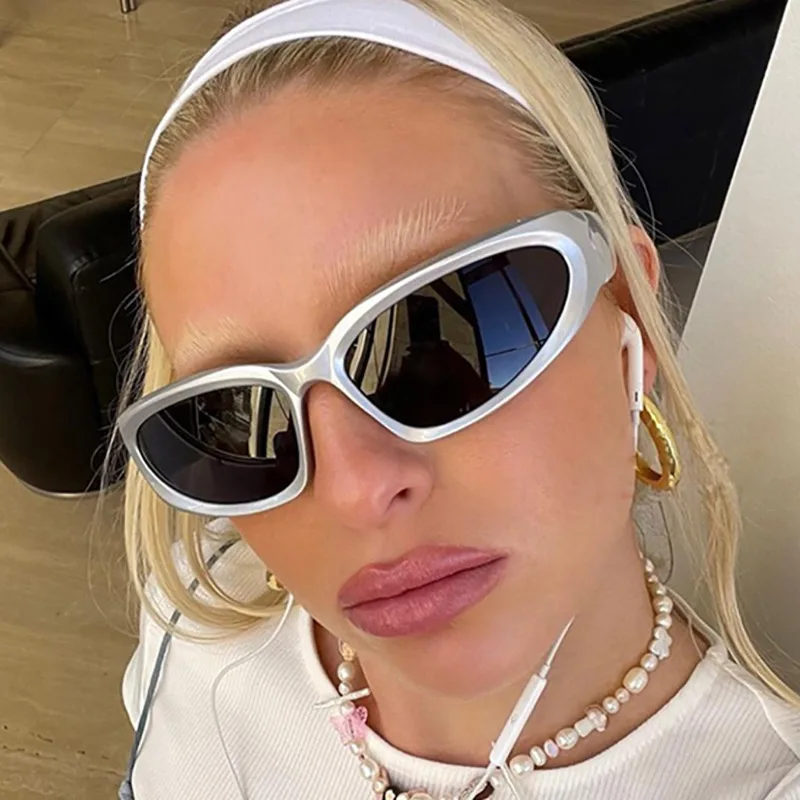 Futuristic Sunglasses Europe & America Goggles Sunglass Men And Women