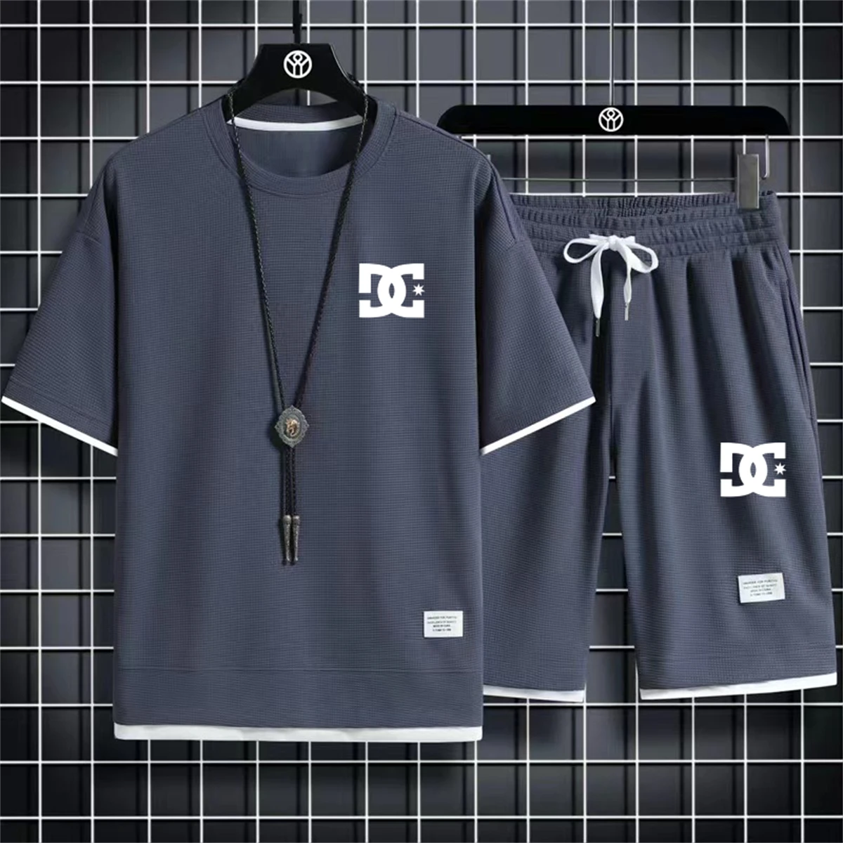 2024 new men's short-sleeved suit casual fashion letter printed short-sleeved two-piece suit handsome men's suit