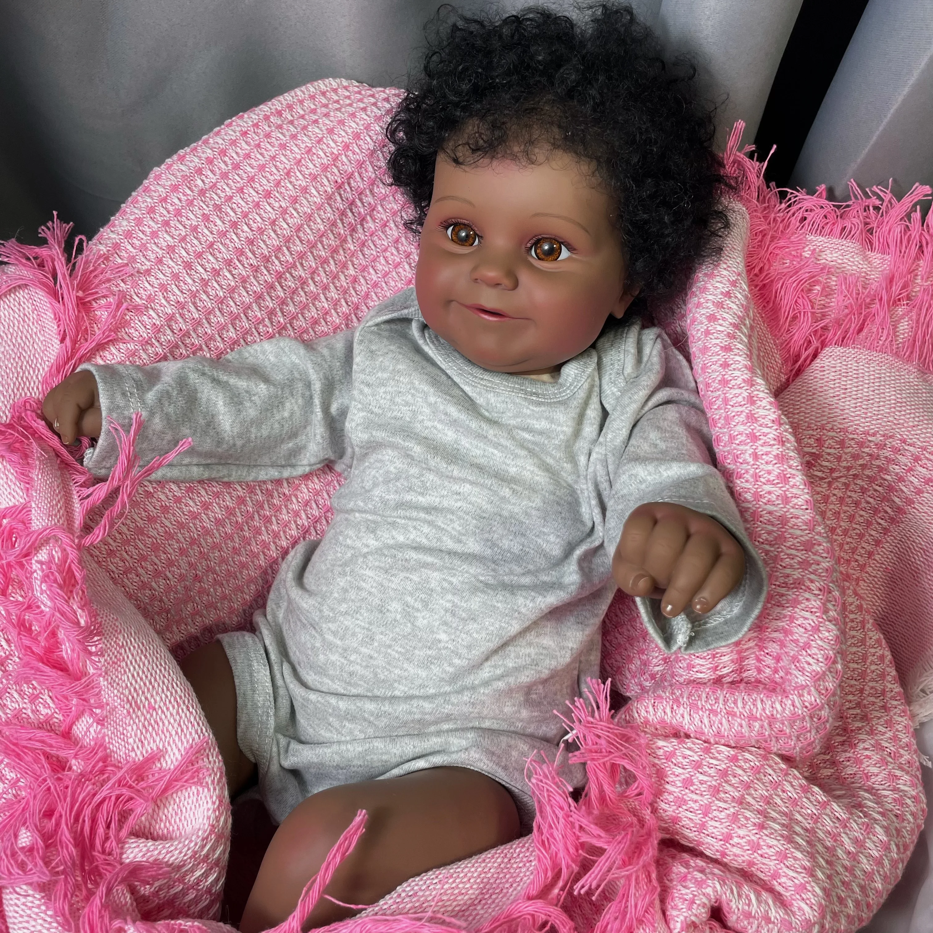 

Полностью силиконовая виниловая или тканевая кукла-тело, афроамериканская кукла-реборн с темной кожей, игрушка-Мэдди для черной девочки, 20 дюймов, рождественский подарок