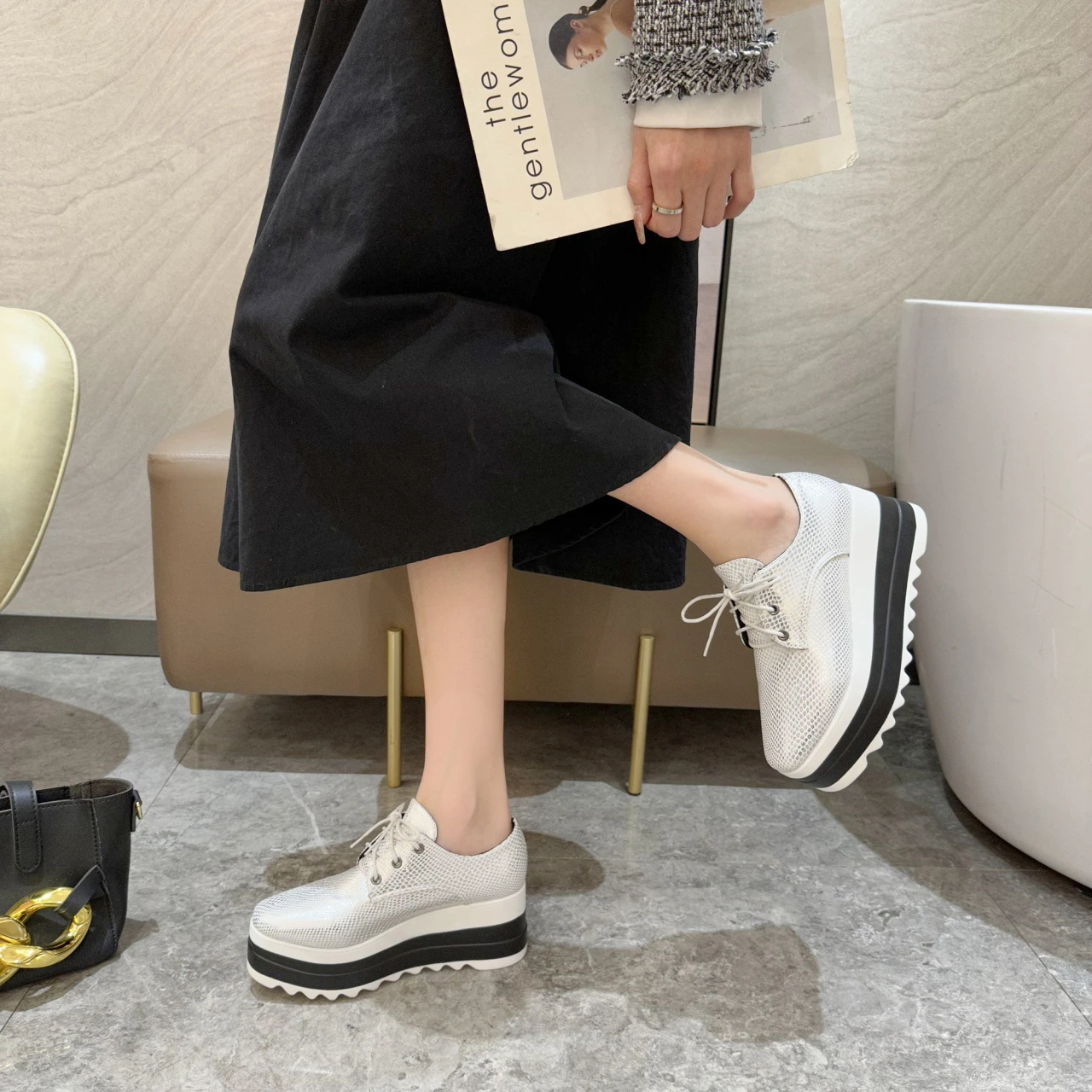 2023 Spring New Women Flat Platform Shoes Slip on Moccains Ladies Casual Shoes Woman Thick Sole Brogue Creepers Sneakers