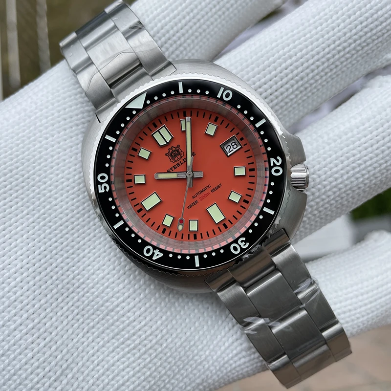 

STEELDIVE Mens Diver Watches Automatic Watch Turtle 200M Waterproof Mechanical Wristwatch Luminous Sapphire NH35 Ceramic Bezel