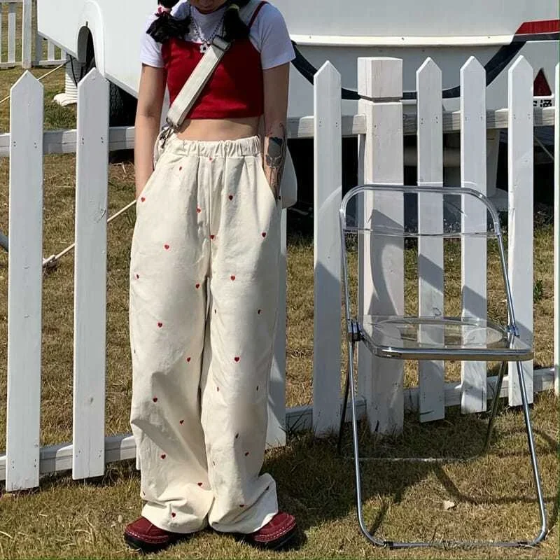 Korean Women's Sports Pants Cute Wide Leg Pants Fashion Love Embroidered Joker Pants Women's Harajuku Sports Pants Beige 2023