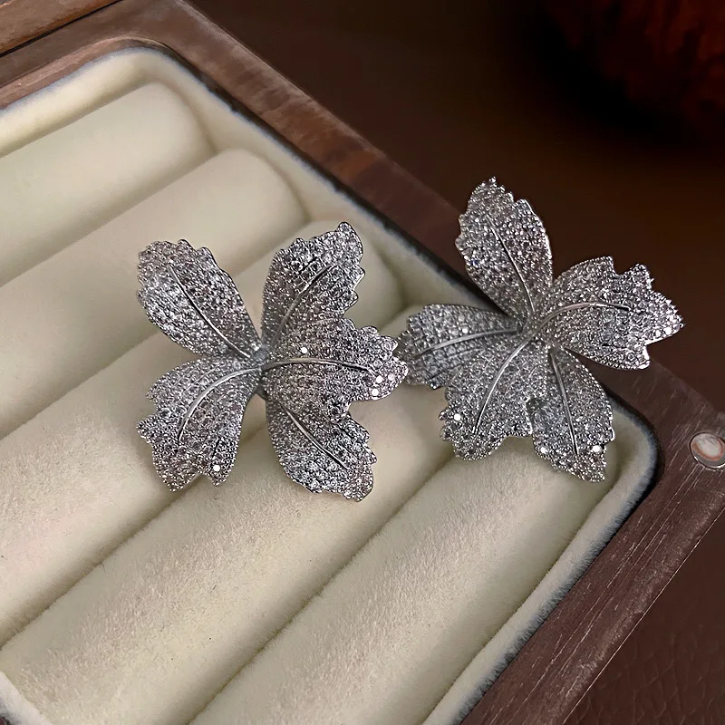 Shining Cubic Zirconia Three-dimensional Flower Studs Earrings for Female Gold Plated Luxury Wedding Jewelry Brand Earings