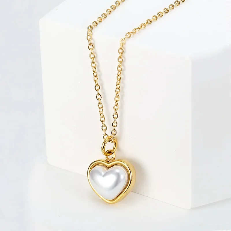

CHUANGCHENG Inlaid Pearl Love Jewelry Versatile Pendant Stainless Steel Clavicle Chain