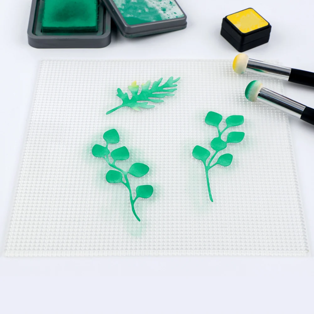 Tappetino Adesivo A Bassa Aderenza Per Stencil E Timbri – Con Griglia Di Allineamento 21x21 Cm – Trasparente E Riutilizzabile Per Scrapbooking E Crafting