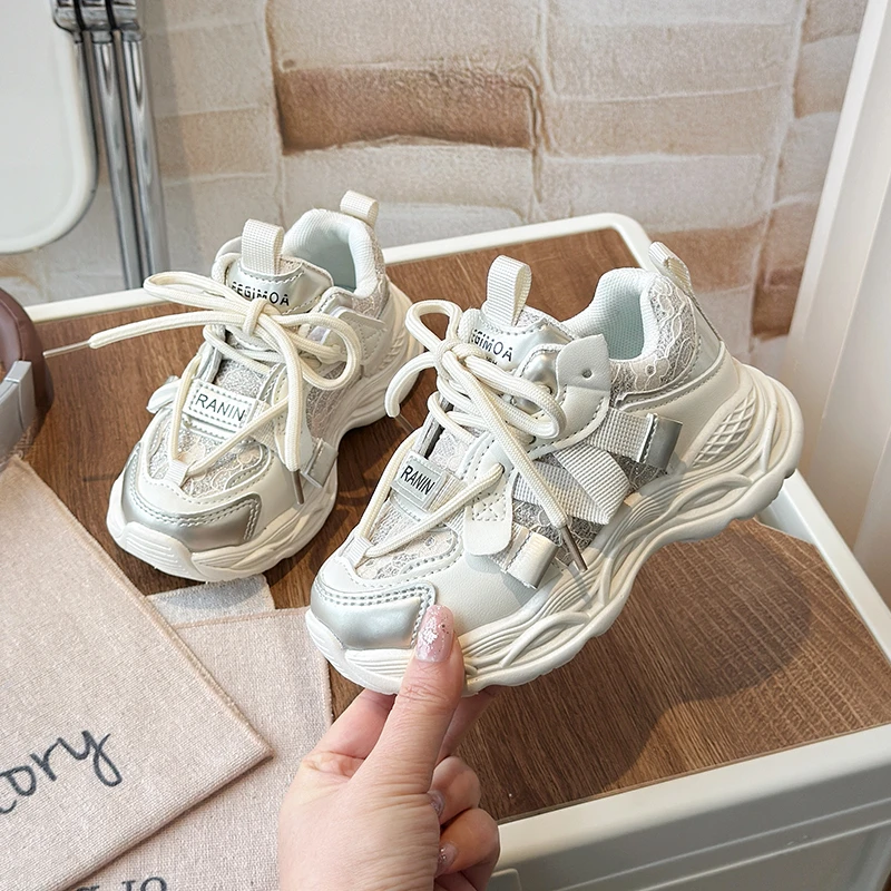 Hot Selling Children Sports Shoes Girls Embroidery Anti Slip Wear-resistant Sneakers Outdoor Walking Comfort Flat Shoes I01159 5