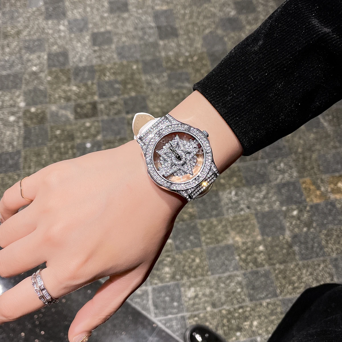 CILOA 2025 último reloj de pentagrama para mujer, reloj de cuarzo