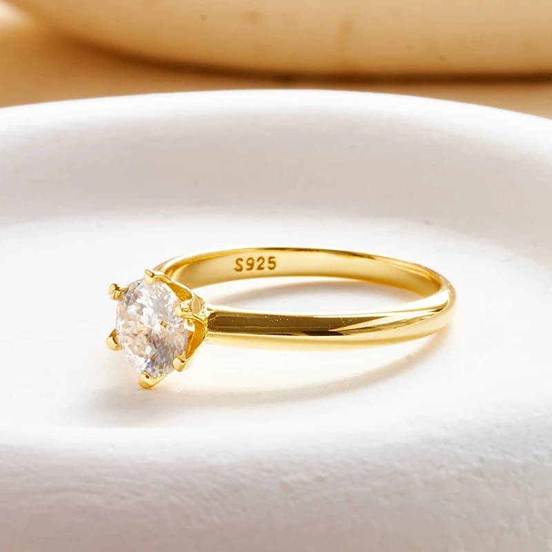 JoyceJelly 1캐럿 Moissanite 쥬얼리 세트 여성용 스털링 S 골드 도금 목걸이 귀걸이 반지 GRA 인증 결혼식