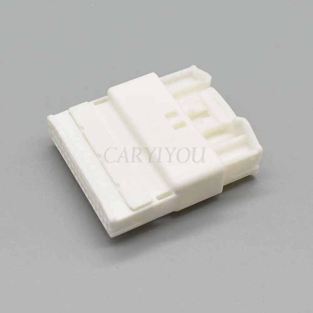 Description Picture 6 of item1 Set 32 Pin Automotive Navigation Central Control Instrument Electrical Wire Sockets Auto Car Connectors 1318747-1 1476799-1