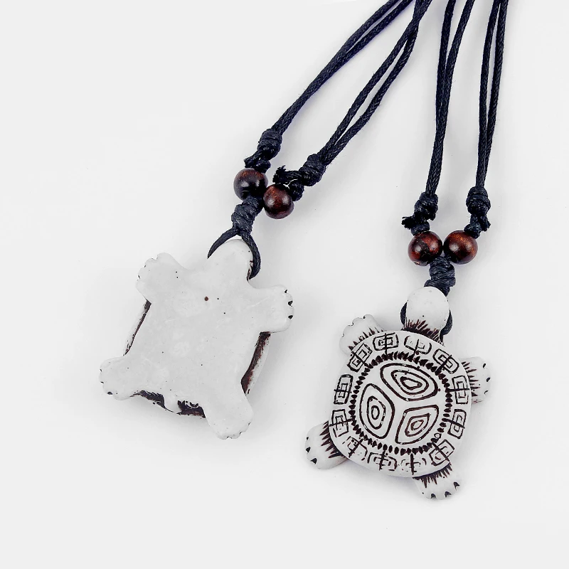 12pcs/lot Ethnic Totem Patterned Turtle Resin Pendant Necklace Faux Yak Bone Charms Necklaces Fashion Jewelry Wholesale