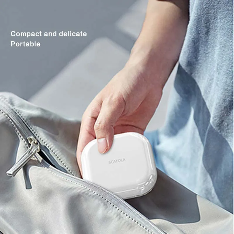 Compact Outdoor Travel 4-Compartment Pill Organizer and Storage Box