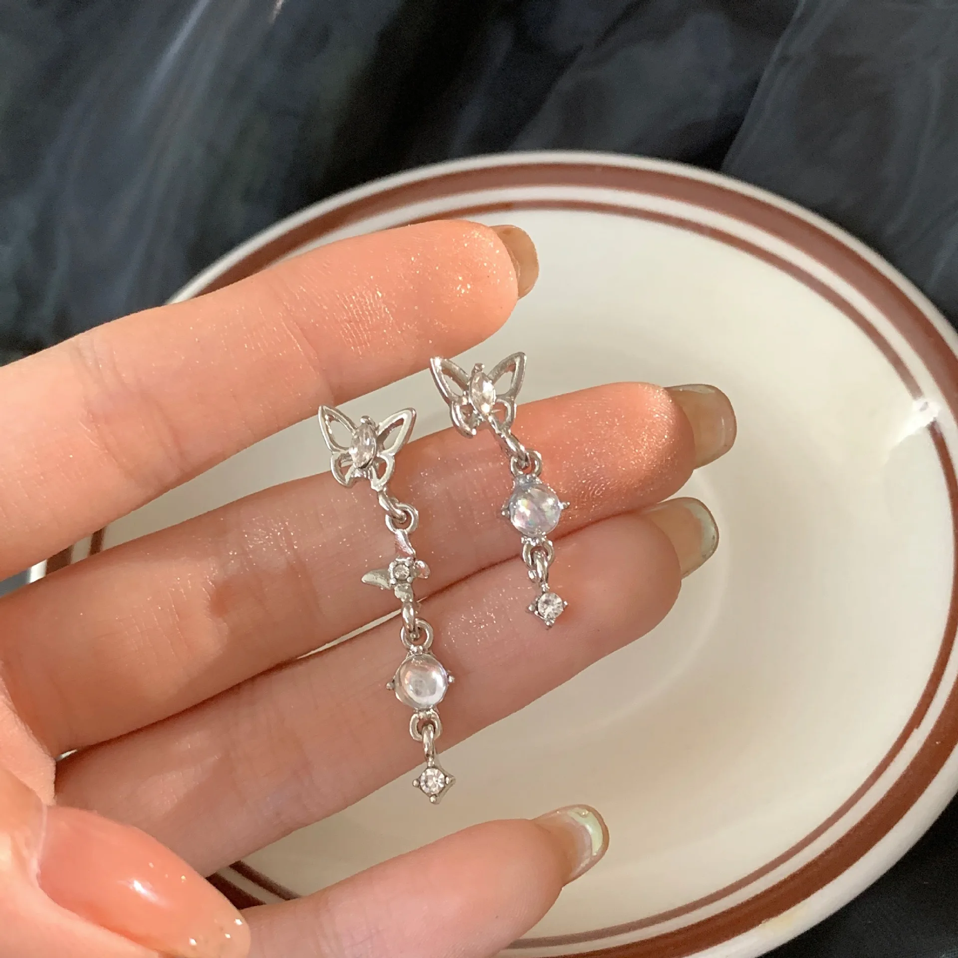 Ear Clip Earrings Butterfly Tassel Clip No Hole Asymmetry Without Piercing Minimalist ear clip earrings,clip earrings,ear clip