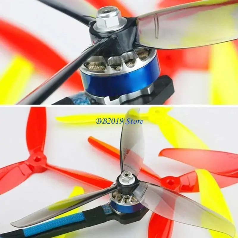 Hélices 3 pales 11 cm pour drone RC montées sur un drone, assurant performance et stabilité.