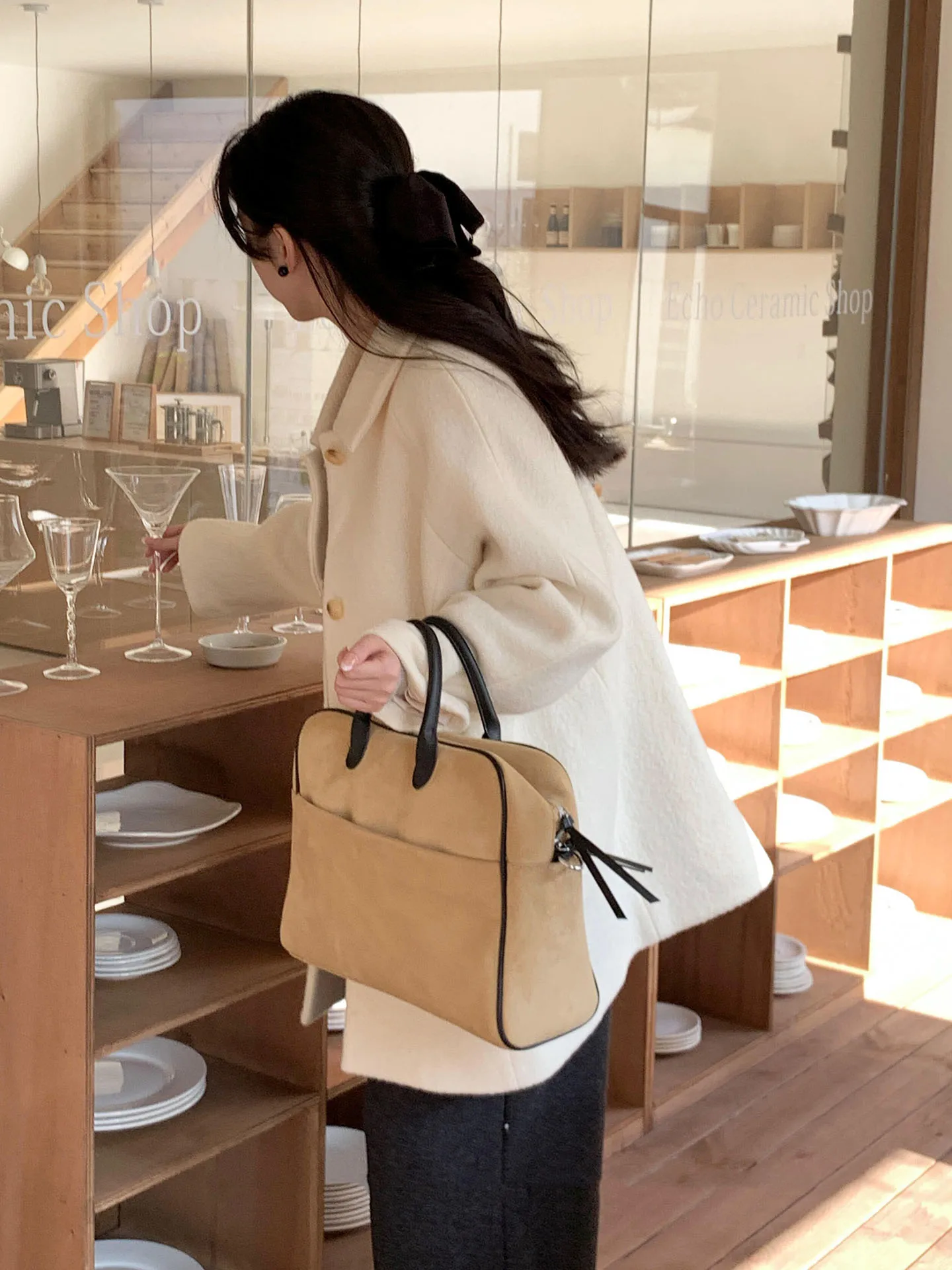 Tote Bag Women's 2025 New Autumn and Winter High-end Niche Design Large-capacity Retro Commuter Handbag