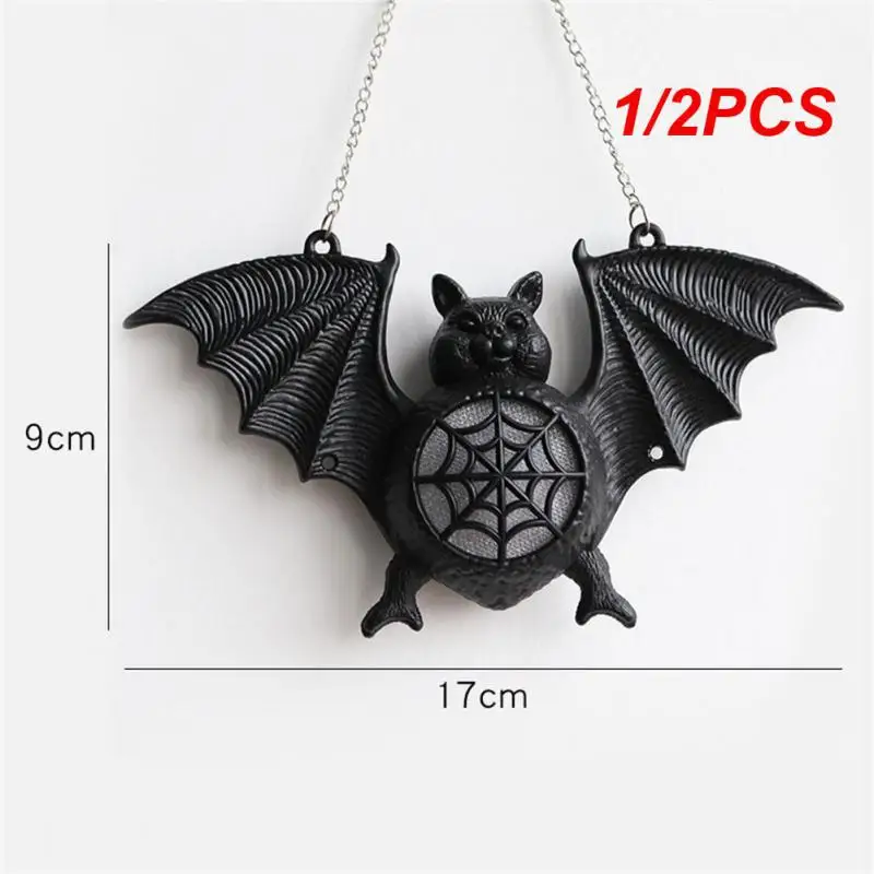 

1/2PCS Ghost Festival Decoration Plastic Mysterious Glowing Horror Props Halloween Decoration Bat Light Party Decoration