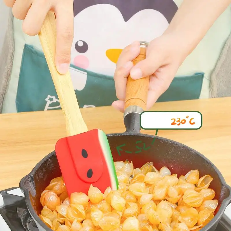 Silicone Spatula Watermelon Shape Butter Spatula Silicone Sandwich Spreader Icing Smooth Portable Cake Non-Stick