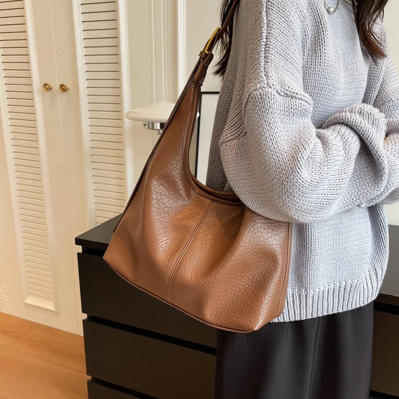 

Модные дизайнерские мягкие большие сумки-Хобо через плечо для женщин, сумки и кошельки, новинка 2023, модные женские сумки-мессенджеры