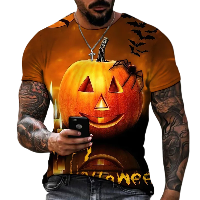 

Мужские футболки напечатаны рождественскими тыквами, что означает защитить от зла и избежать зла