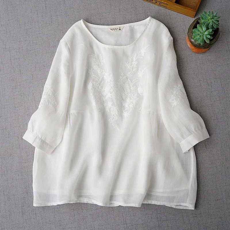 

Women's Summer New Product Light and Thin Ramie Embroidery 3/4 Sleeve Shirt Pullover Small Shirt Top 0819