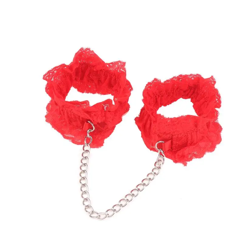 Manette in pizzo per giochi erotici di coppia e bondage_voghion.com