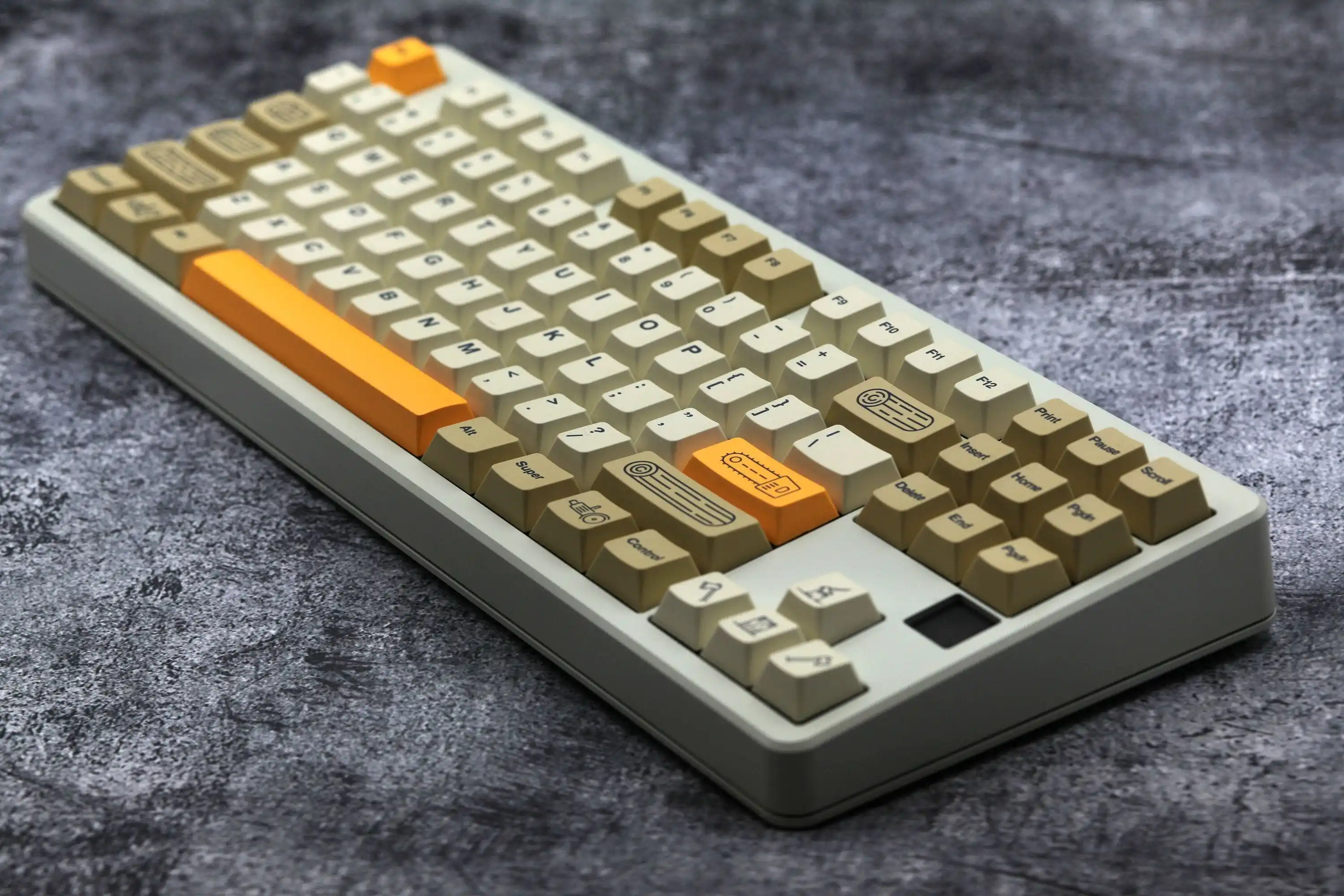 TUT Dsyk Logging Keycaps Set Pbt Dye-Sublimated