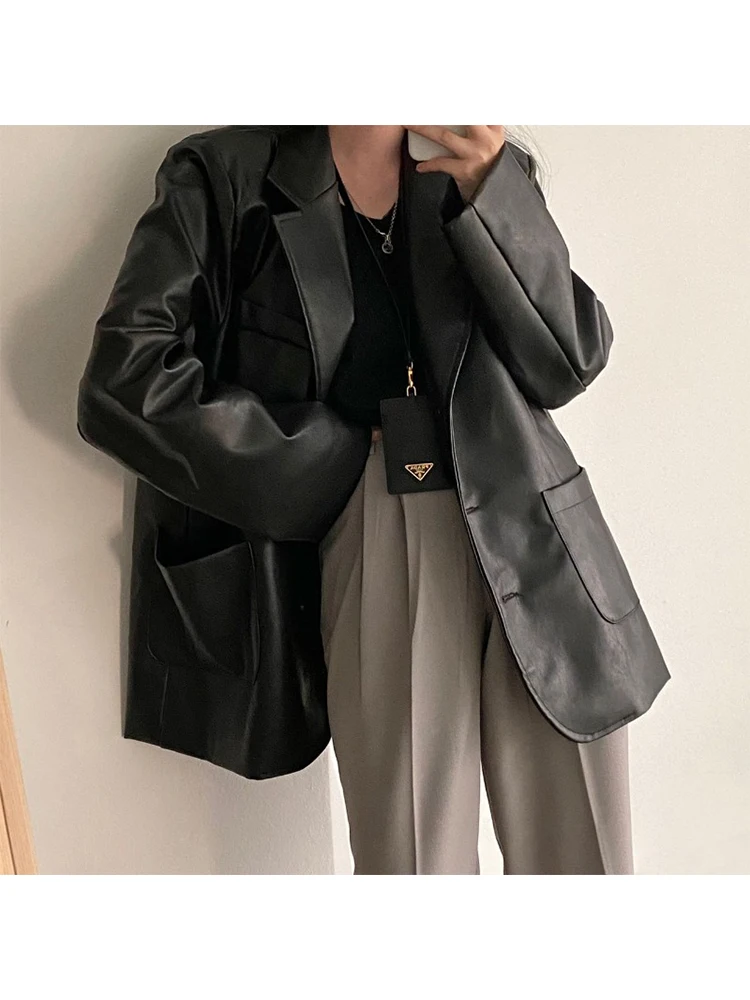 

Autumn Winter Women Korean Fashion Single-breasted Pu Faux Leather Jacket Old Money Outwear Coat Oversize Vintage Classical Tide