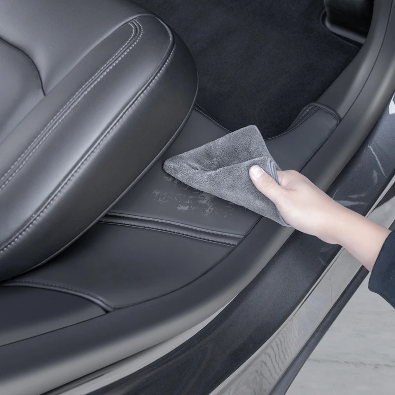 Auto-Türschwellenschutz-Set für Tesla Model Y, Mikrofaser-Leder, kratzfest, Kick-Pad, Schwellenschutz, Schutzstreifen für den Innenraum – Detail 7