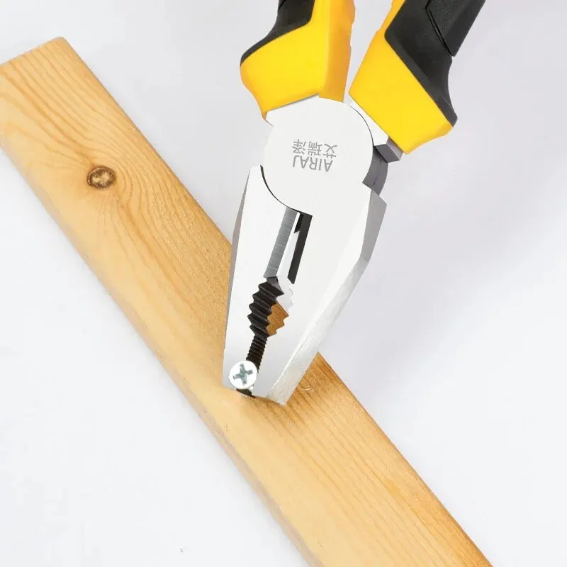 3 Types Of Pliers Including 8-Inch Wire Pliers 6-Inch Pointed Nose Pliers Diagonal Pliers Suitable For Household Use