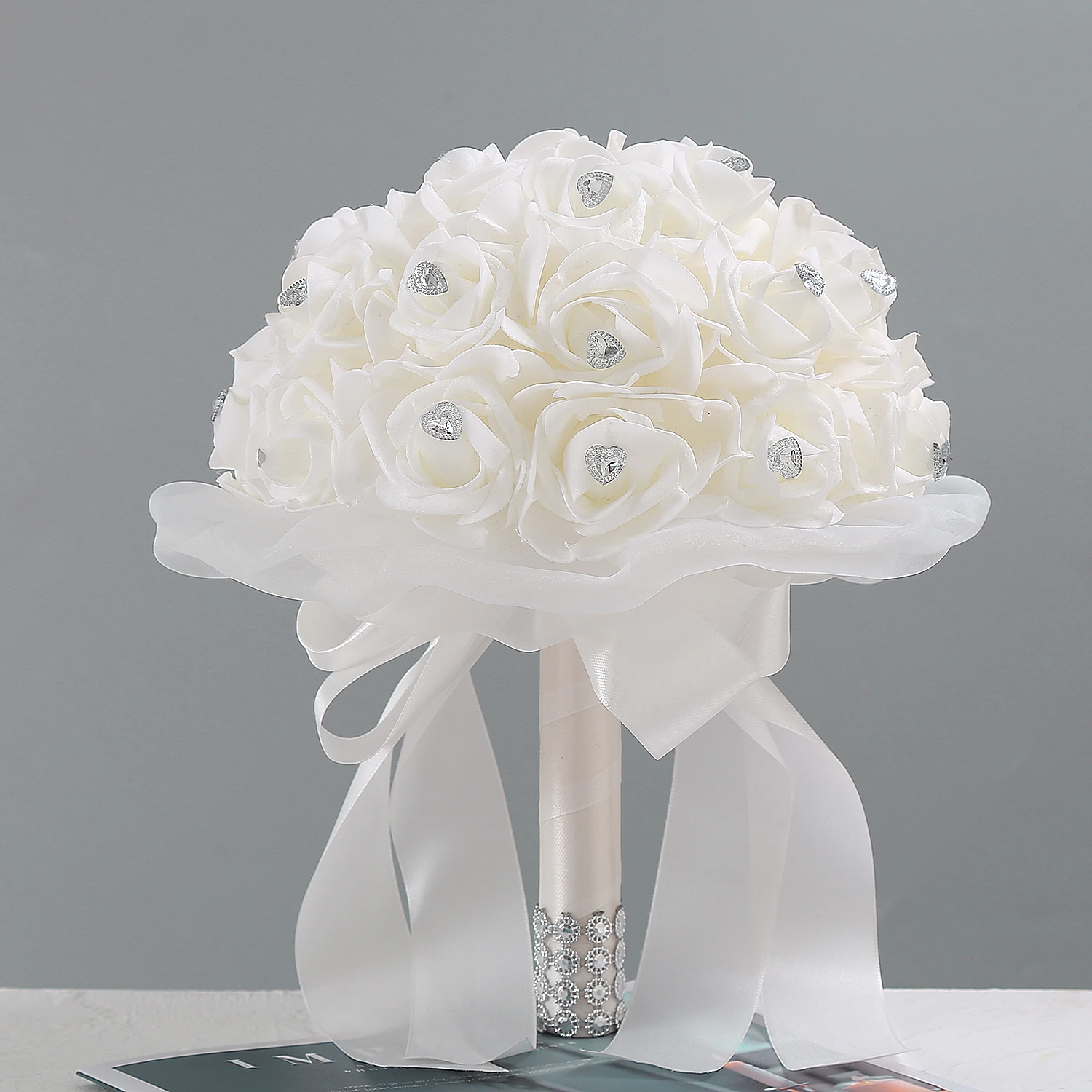 Искусственный свадебный букет от TRUE LOVE GIFT с хрустальными бусинами, шелковыми розами для подружек невесты и жениха