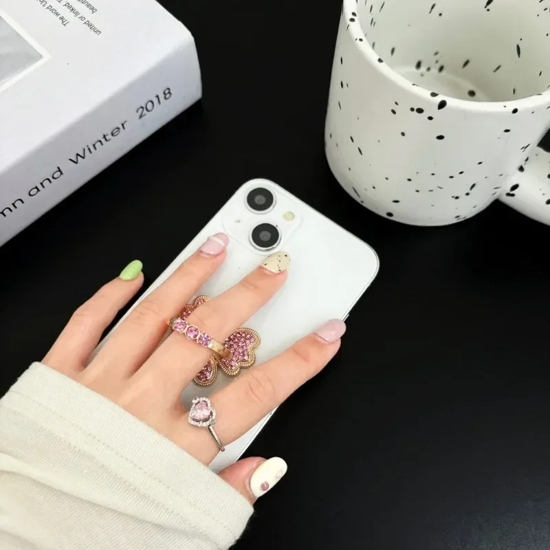 New Diamond Butterfly Finger Ring Mobile Phone Holder 360 Rotating Universal Desktop Bracket Phone Accessories