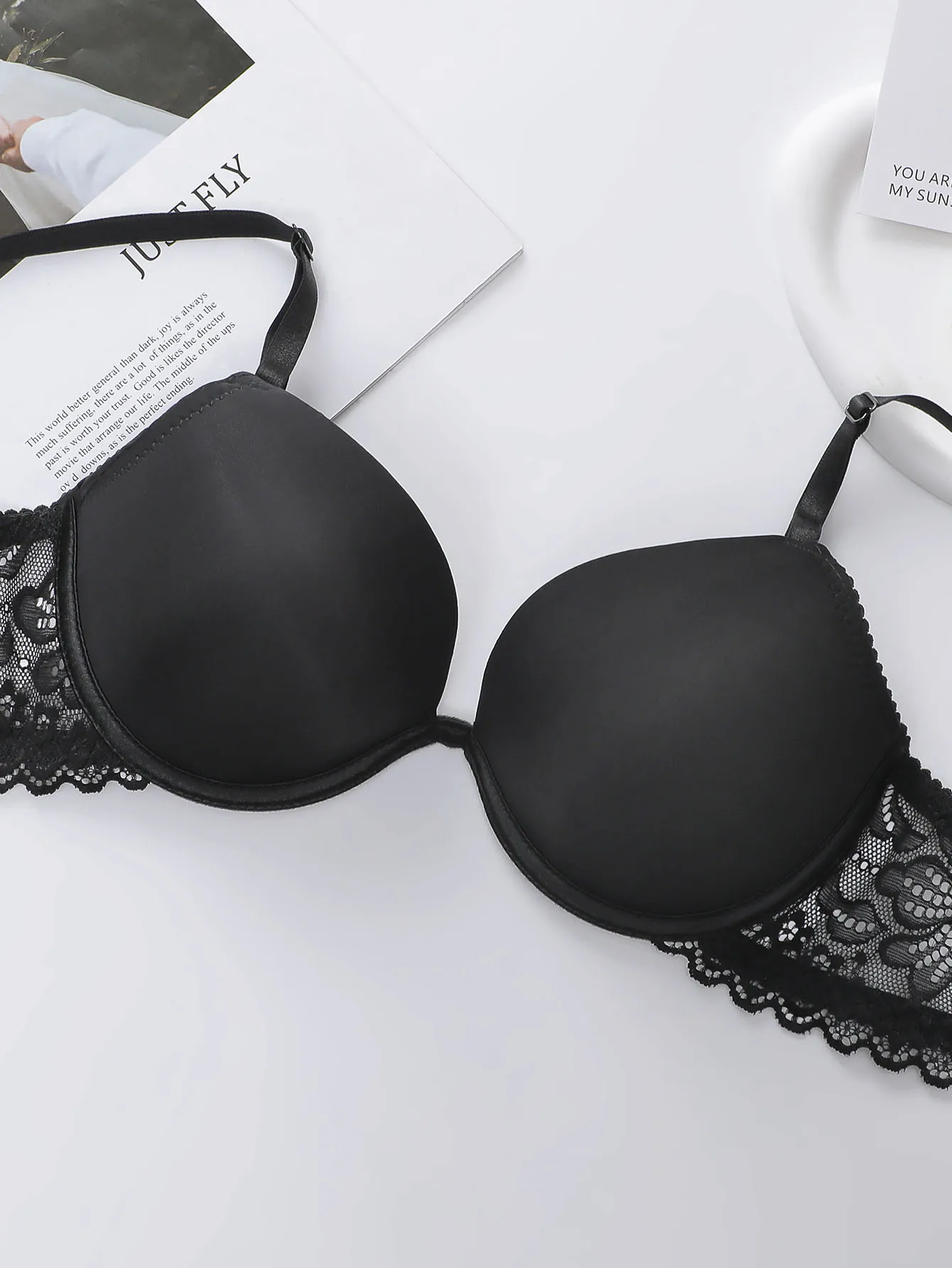 Femmes couleur unie ensemble de sous-vêtements Sexy rassemblés sous-vêtements Push Up quotidien confortable et ajusté ensemble de sous-vêtements sans couture 3208