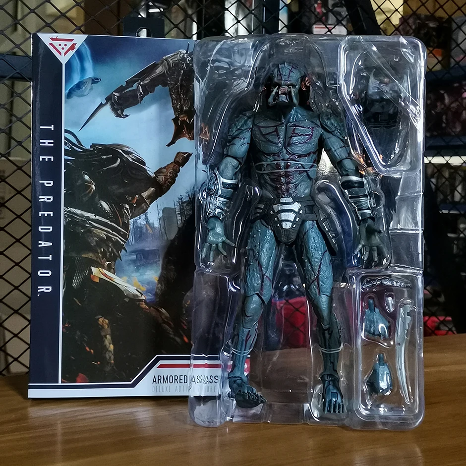 NECA Armored Assassin Predator - Ultimate Predator Deluxe