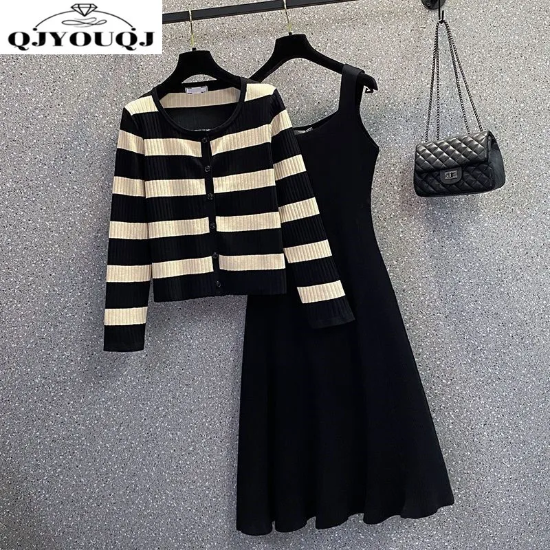 Women's Set Spring and Autumn Korean Striped Knitted Cardigan Casual Dress Age Reducing Elegant Women's Two Piece Set