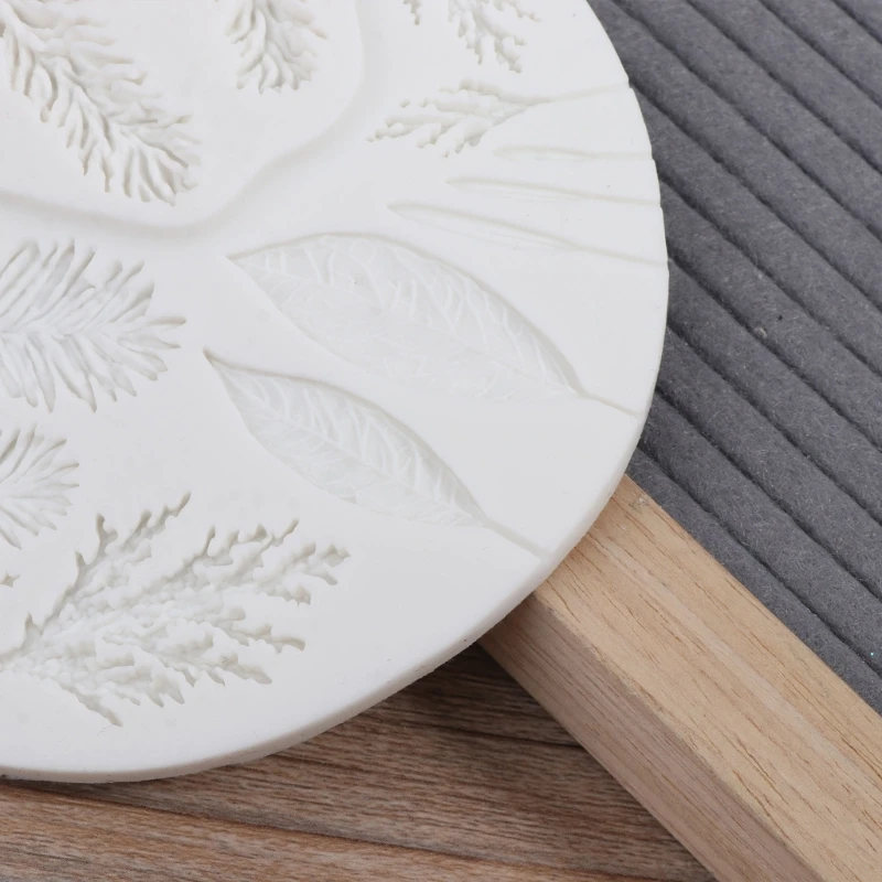 

Fondant Moulds Christmas Pine Leaf Shaped DIY Chocolate Mould Baking Accessories Dropship