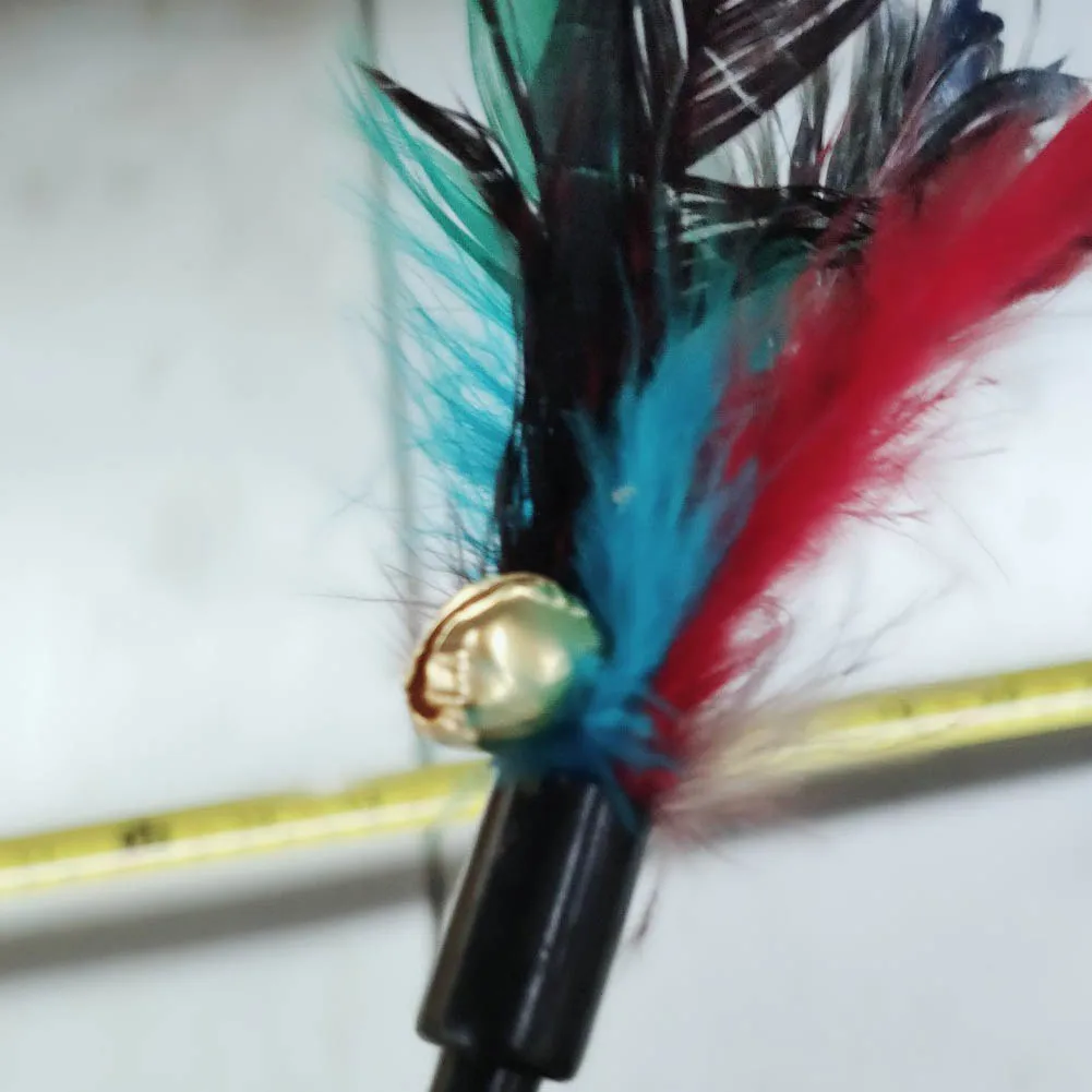 5pcs/set Short Rod Interactive Stick Colorful Feather Interactive Funny Cat Stick Bell Portable Fashion Novelty Pet Cat Supplies