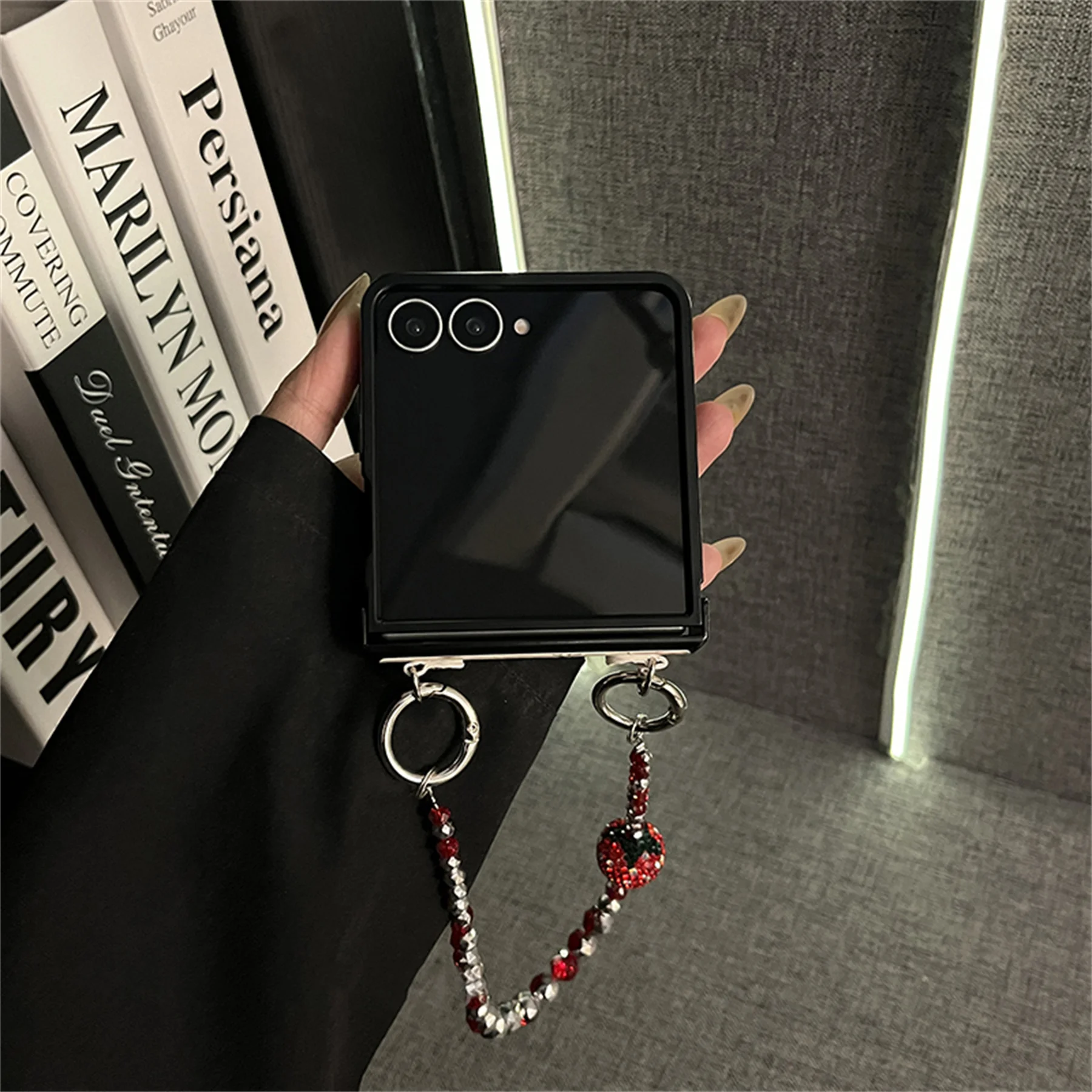 Chic Strawberry Flower Phone Case with Rhinestone Bracelet Chain - Shockproof Cover