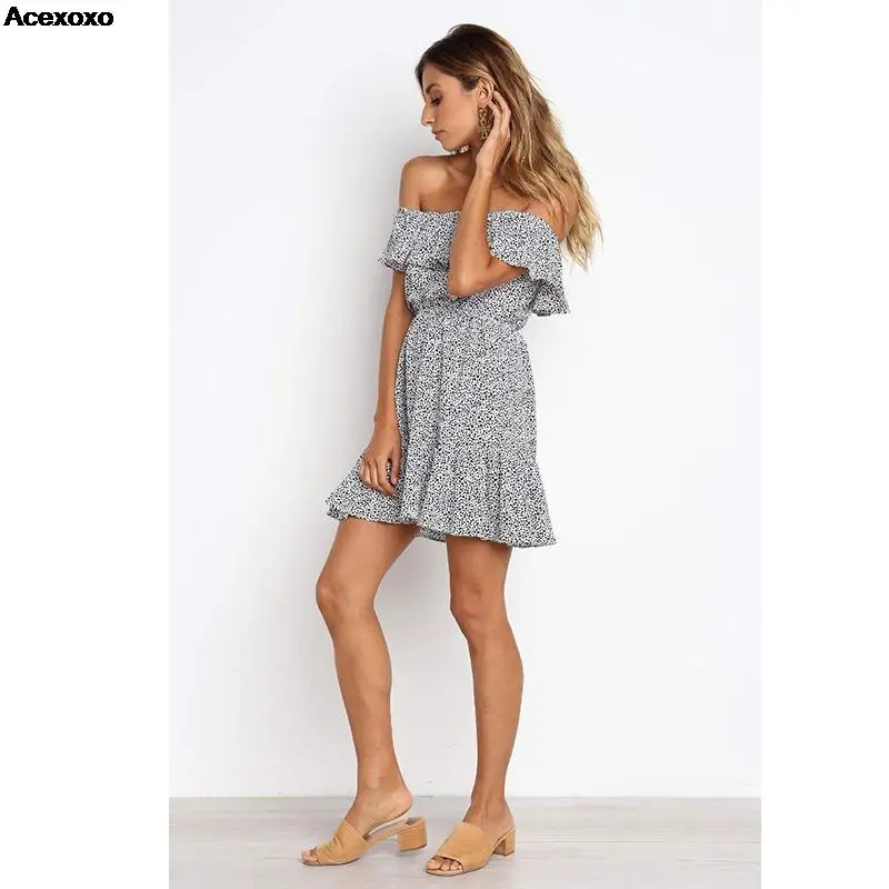 

Sexy short-sleeved dress