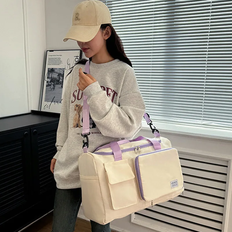 Travel Bag with Contrasting Colors Foldable Fitness Bag Short Distance Boarding Accommodation Dry Wet Dualpurpose Colorful