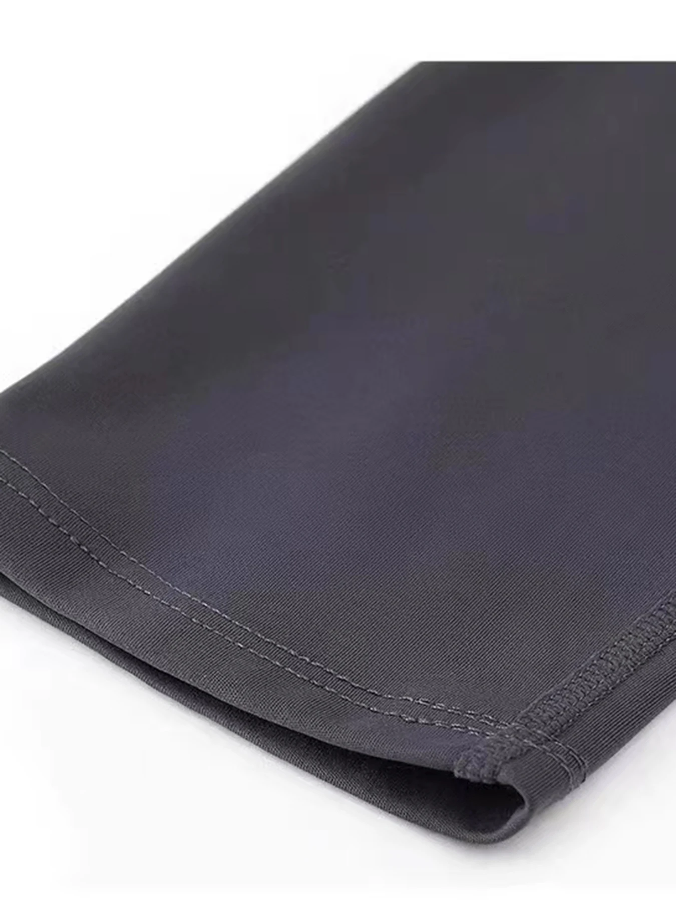 Leggings taille haute gainants vue de dos