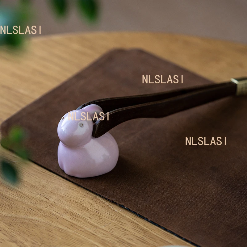 1PCS Ceramic Tea Pet Creative Ru Kiln Rabbit Tea Play Home Desktop Ornaments Nourishing Handicrafts Teaset Accessories