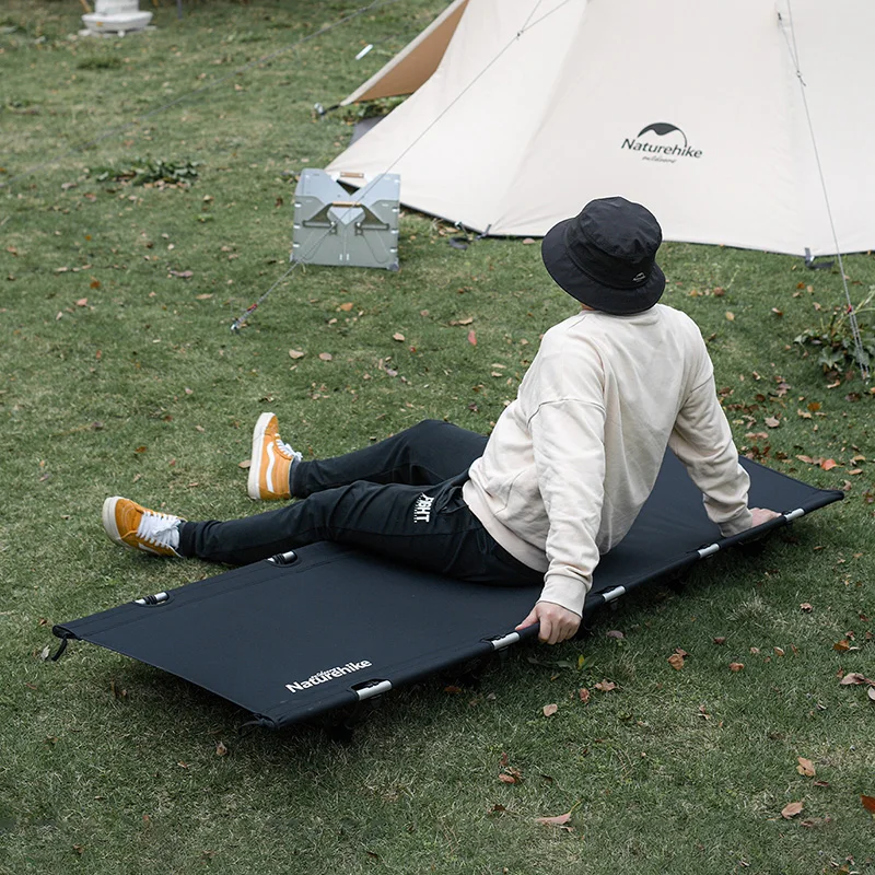 Naturehike Outdoor Folding Camp Bed Sturdy Outdoor Tent Sleeping Cot Portable 150KG Loading Camping Tent Foldable Cot Beds