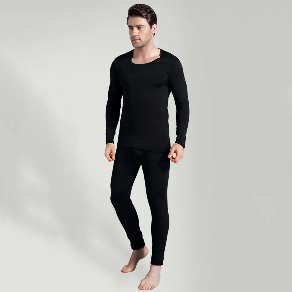 

Комплект мужского термобелья с флисовой подкладкой и длинными рукавами