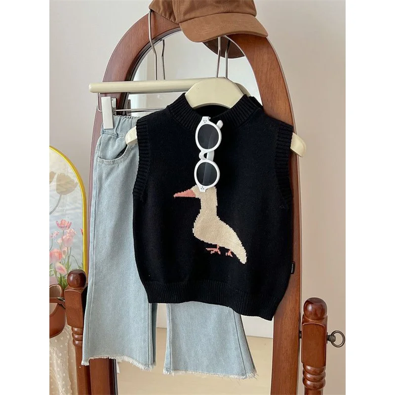 

Children's Men's and Women's Knitted Vest Spring and Autumn 23 Spring New Baby Sweater Pullover Loose Outer Wear Tide