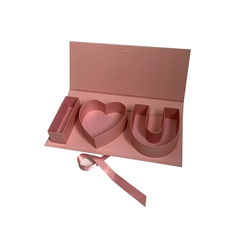 boîte d'emballage coffret cadeau coffret cadeau coeurs valentine ruban arc  amour